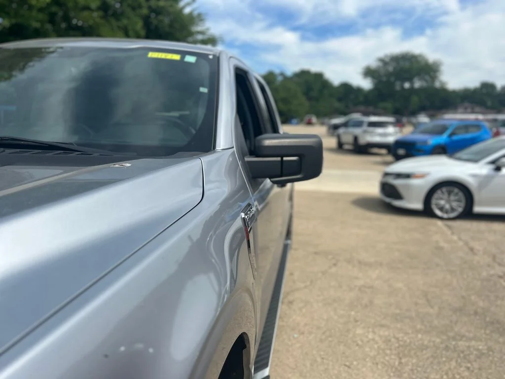 Used 2022 Silver Ford XLT image 35