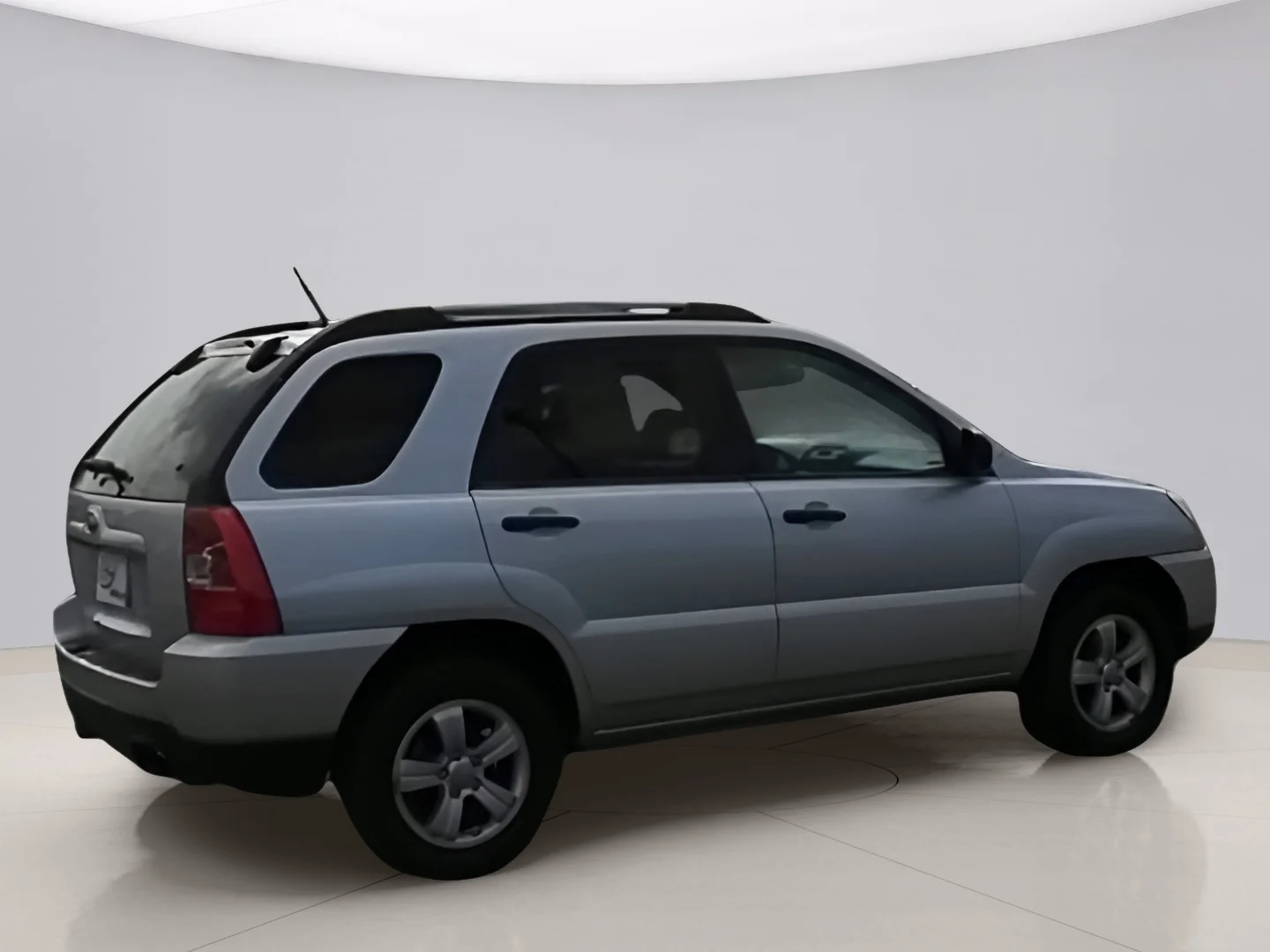 Used 2010 Silver Kia LX image 6