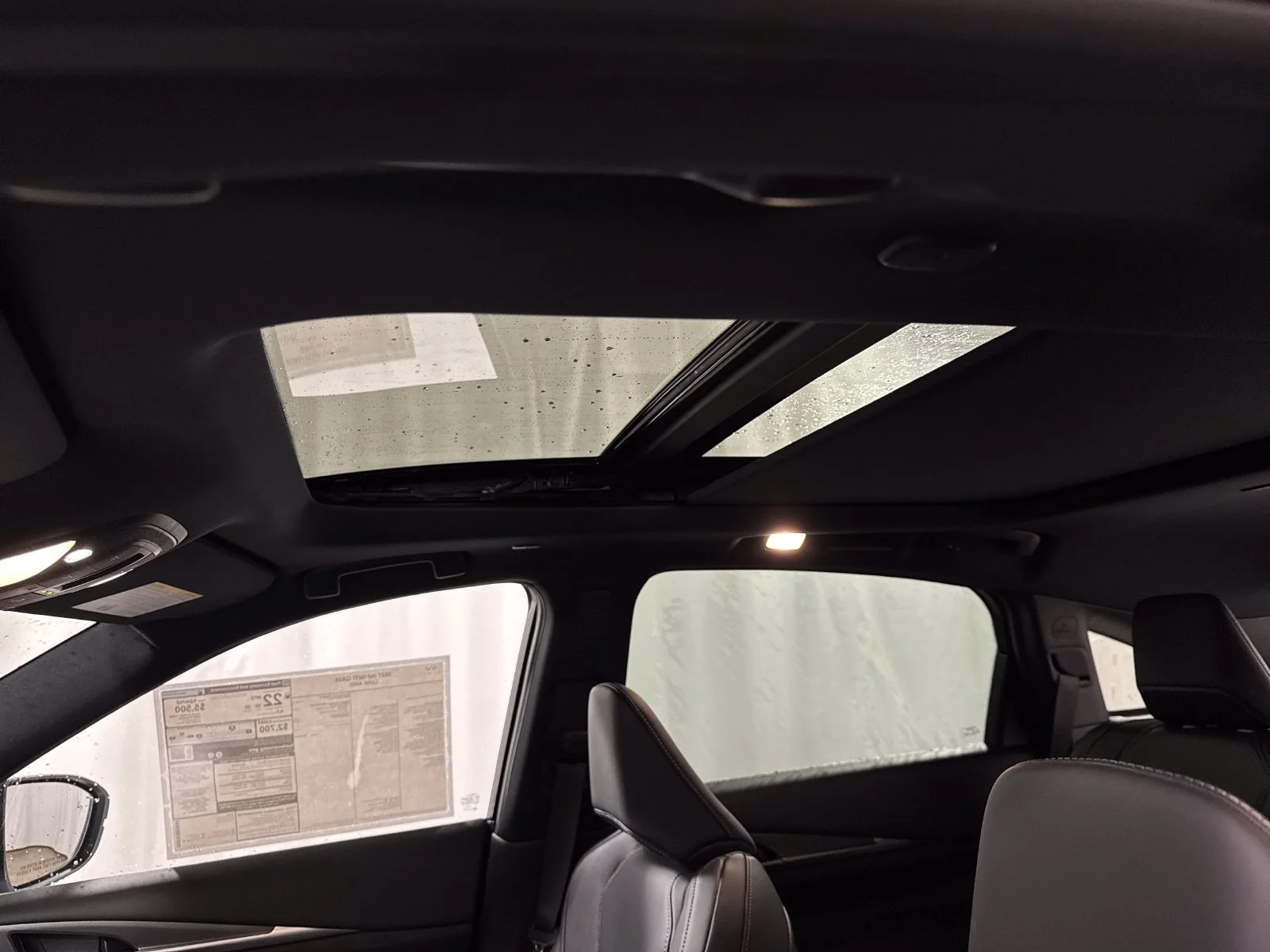 New 2027 RADIANT WHITE INFINITI Luxe AWD image 22
