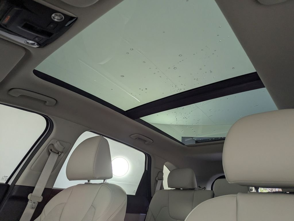 New 2026 Glacial White Pearl Kia S image 29