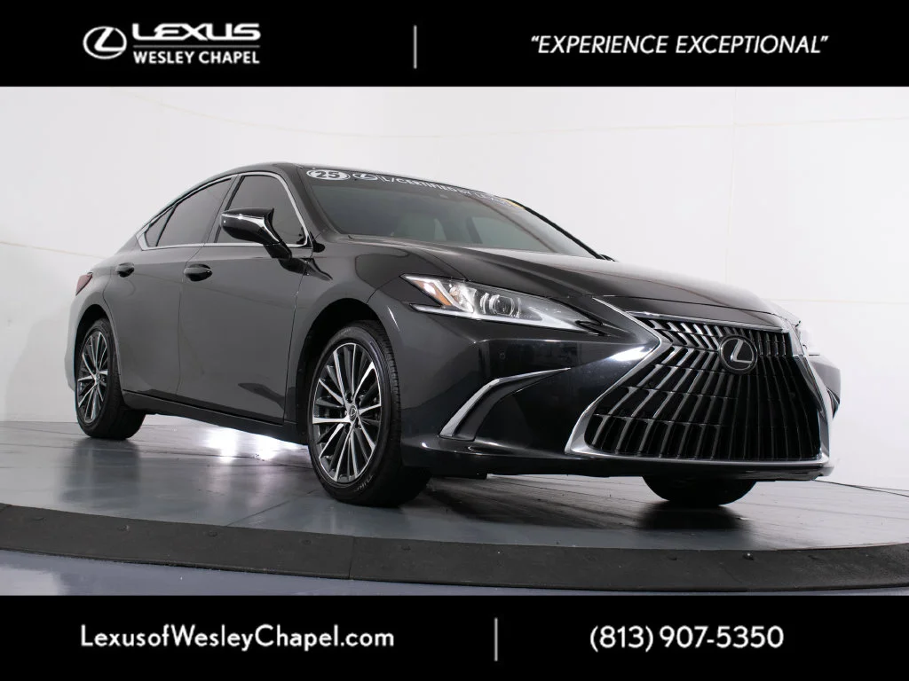 2025 Lexus ES