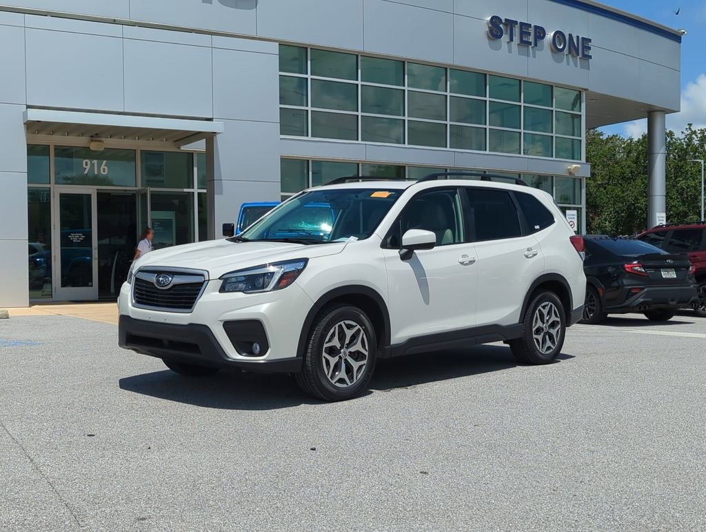 2021 Subaru Forester Premium's photo