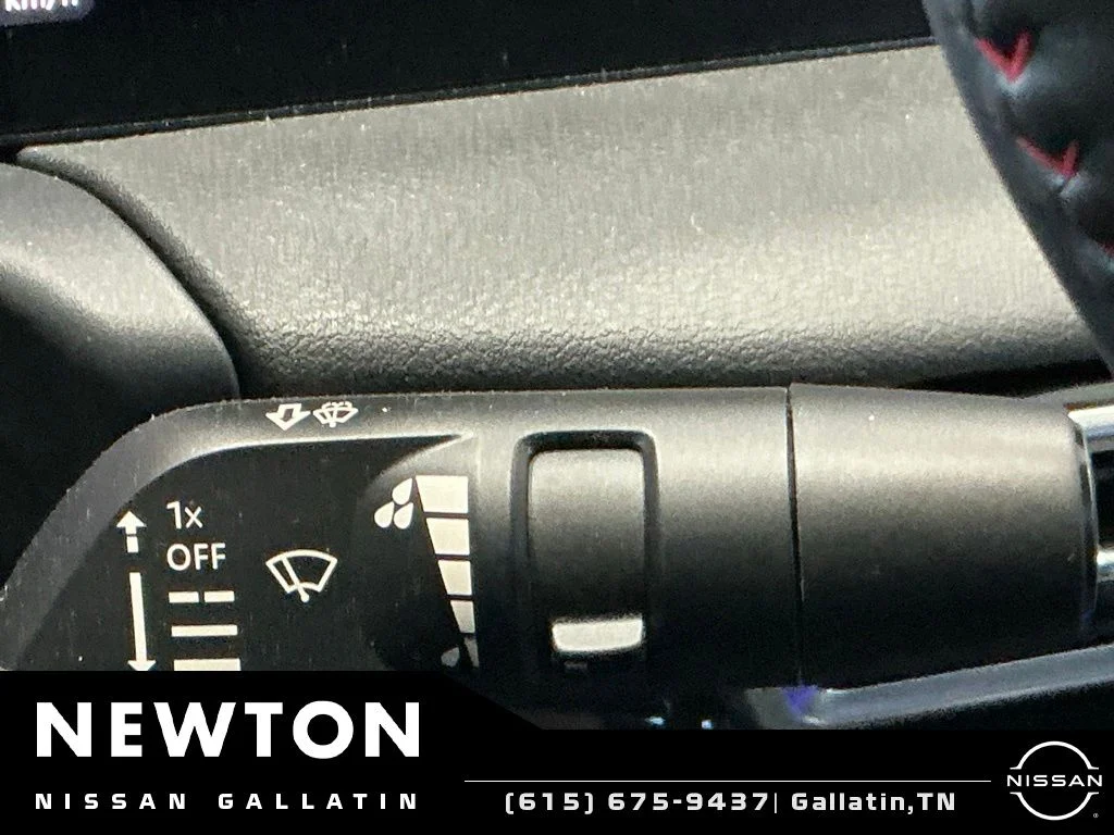 Used 2026 White Nissan SR image 25