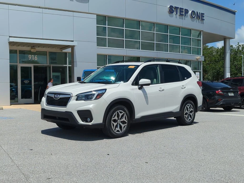 2021 Subaru Forester Premium's photo