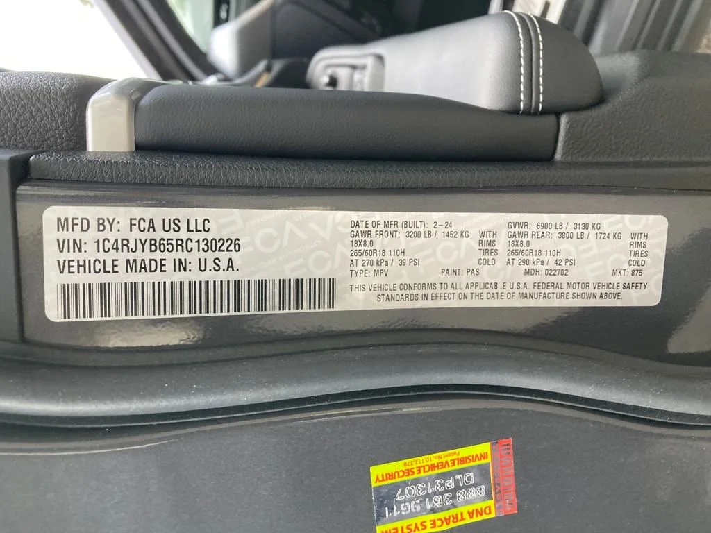 New 2024 Baltic Gray Metallic Clearcoat Jeep 4xe image 12