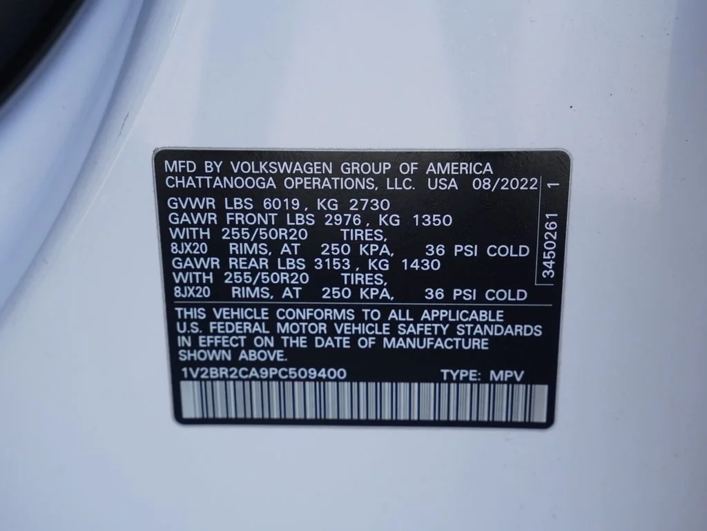 Used 2023 White Volkswagen SEL image 36