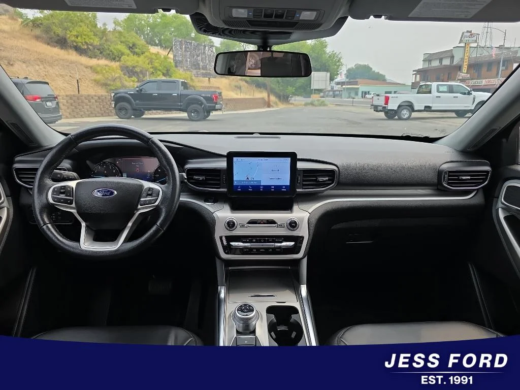 2022 Ford Explorer XLT - Photo 17