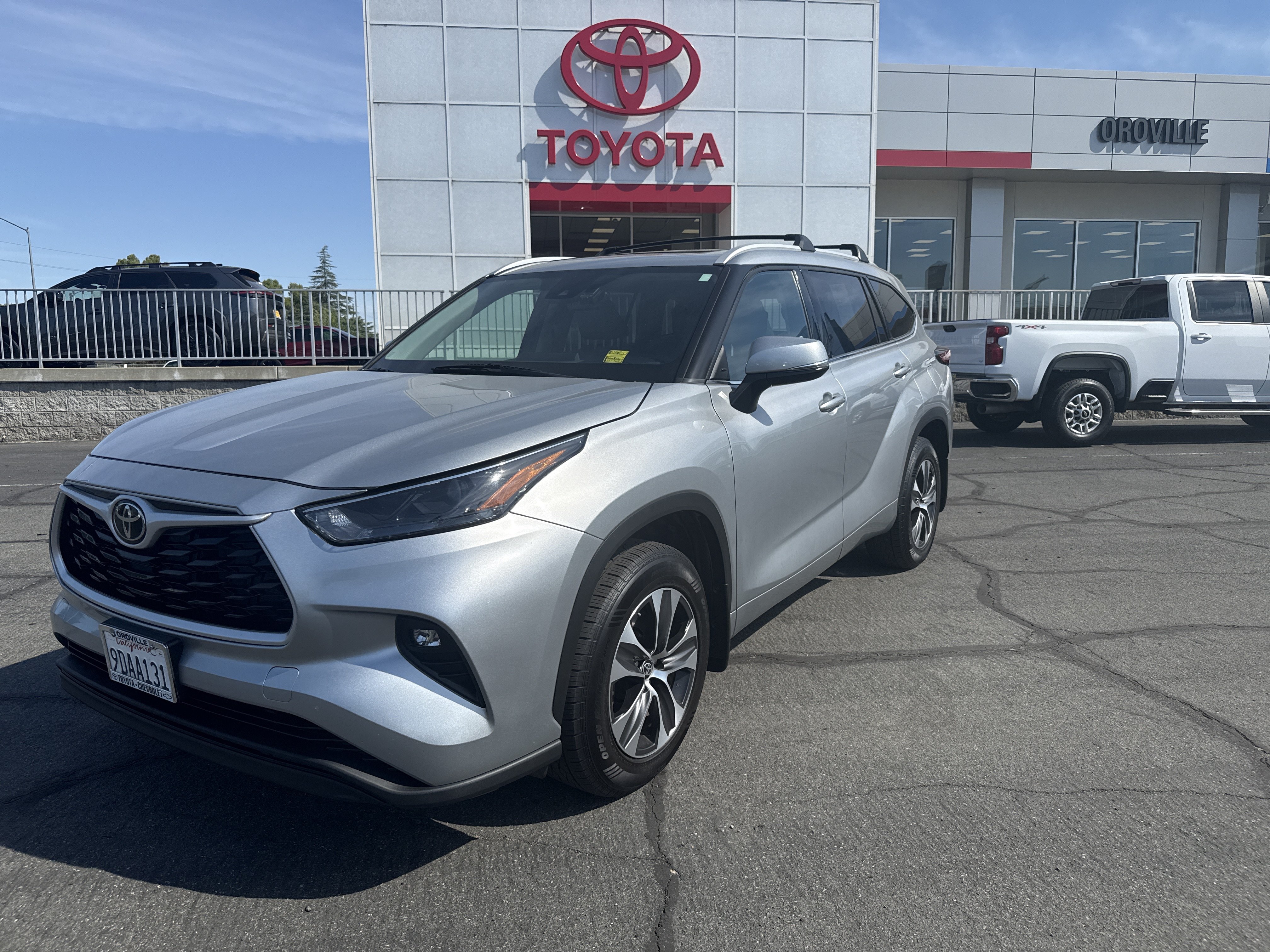 Used 2022 Celestial Silver Metallic Toyota XLE image 1