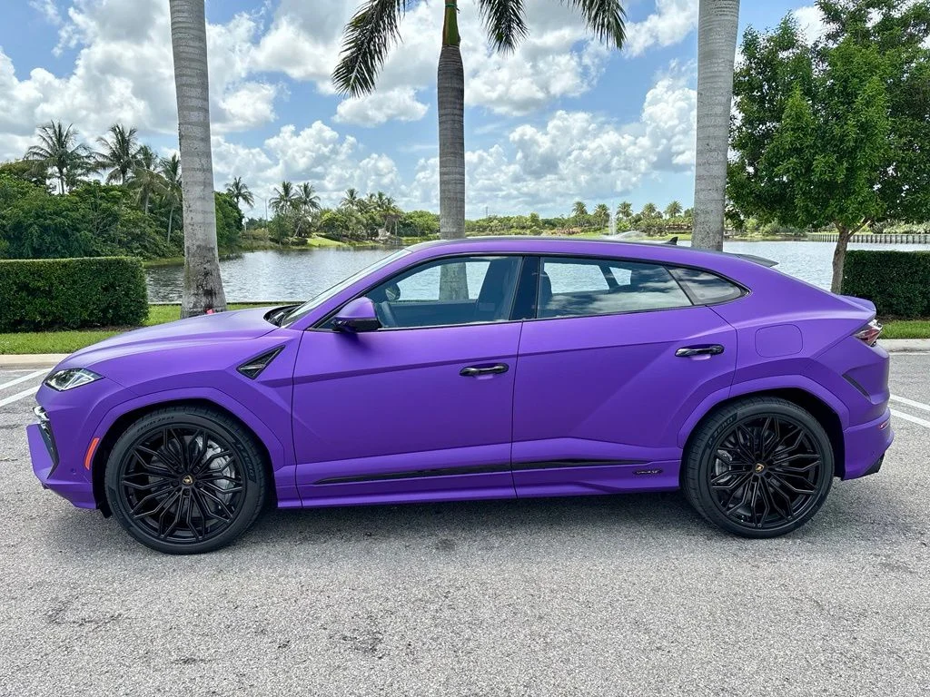 New 2026 Viola Nebula Matt Lamborghini SE image 5