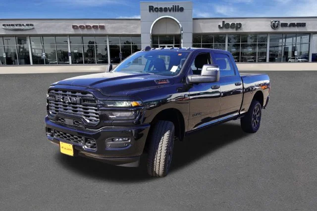 New 2027 Diamond Black Crystal Pearl-Coat Exterior Paint RAM Big Horn image 7