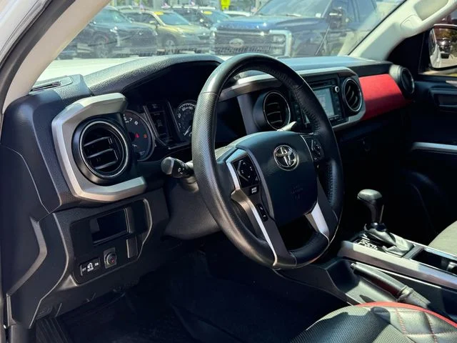 Used 2017 White Toyota SR5 image 12