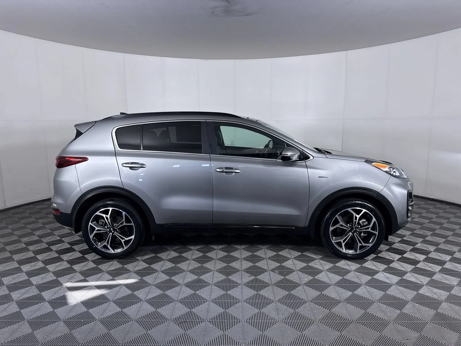 Used 2020 Steel Gray Kia SX Turbo image 10