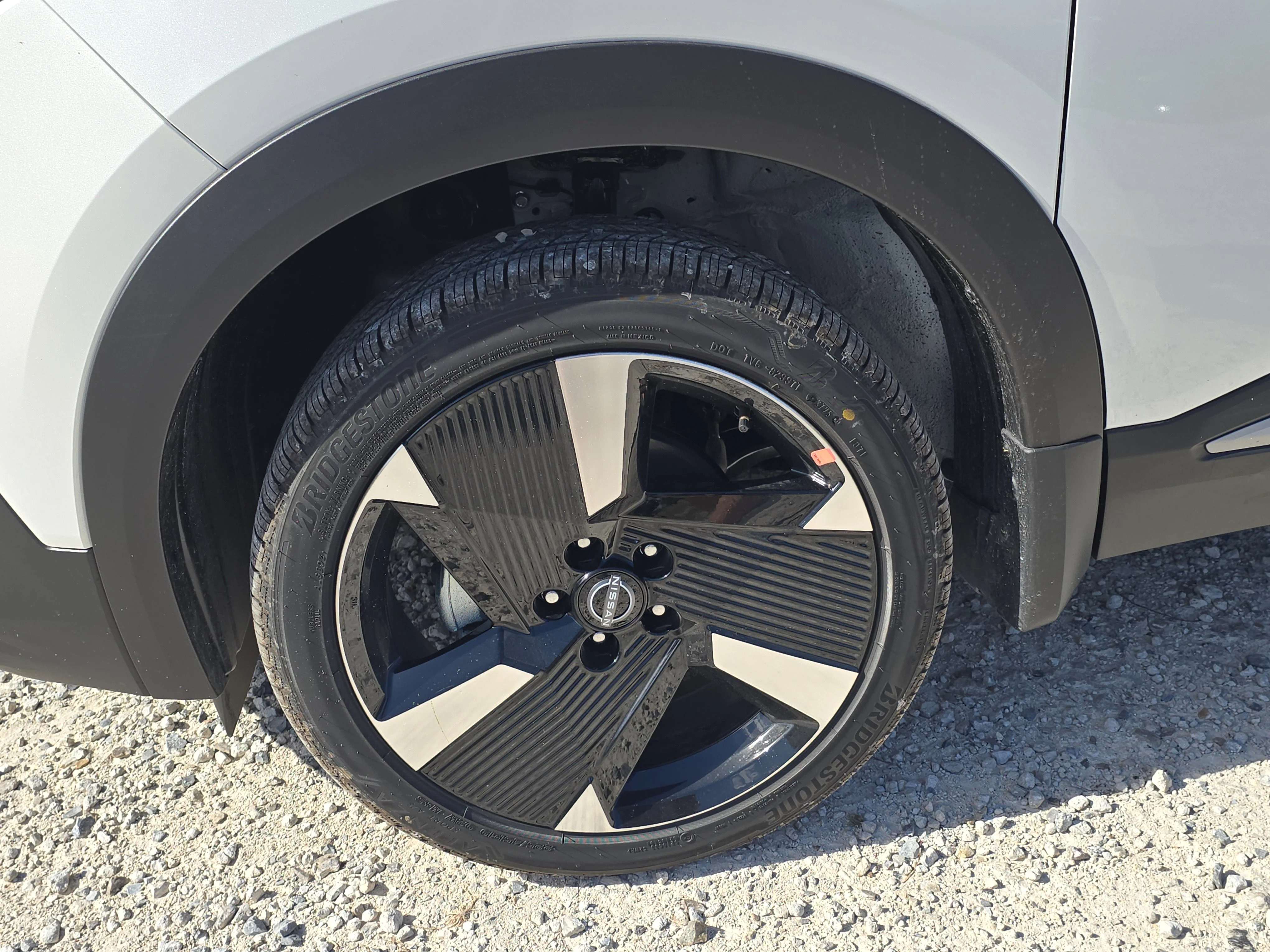 New 2026 Aspen White TriCoat Nissan SR image 34