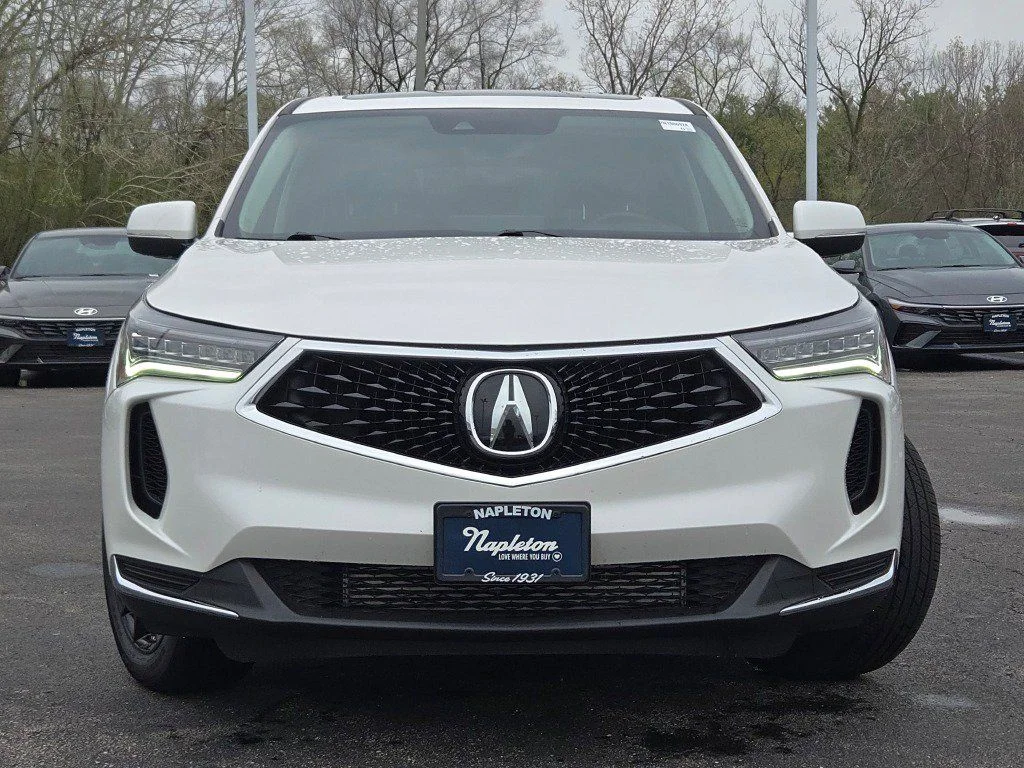 Used 2023 White Acura Base image 4