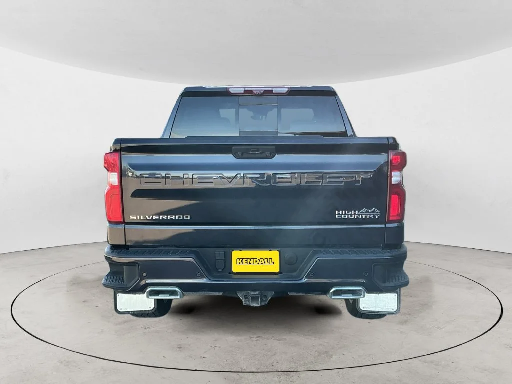 Used 2023 Dark Ash Metallic Chevrolet High Country image 10