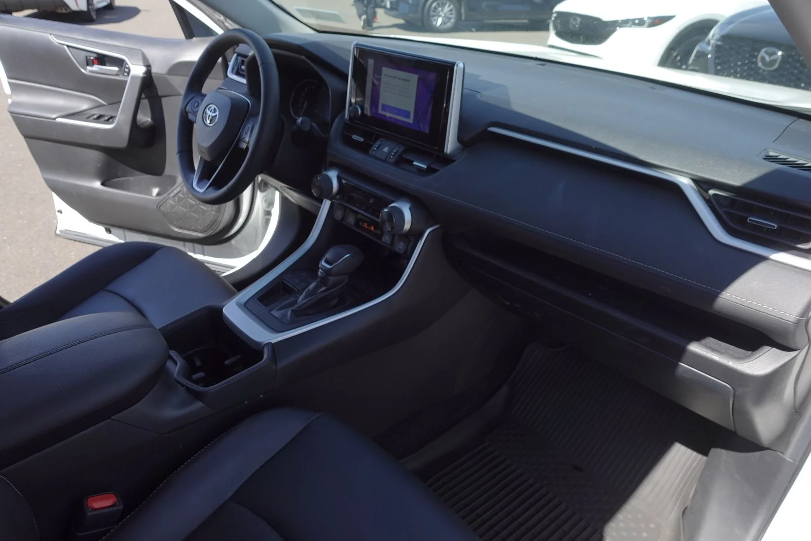 Used 2023 Wind Chill Pearl Toyota XLE Premium image 11