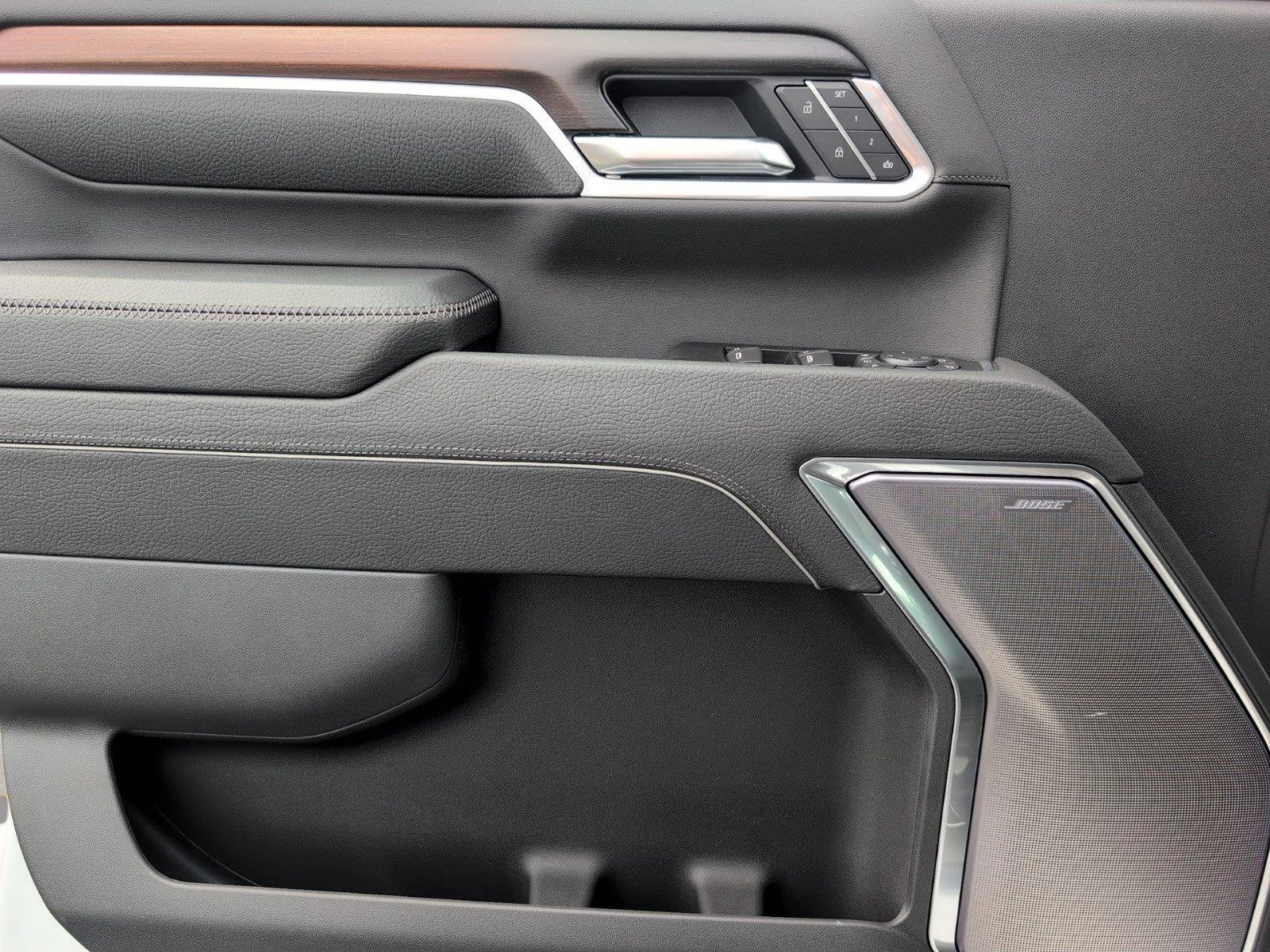 New 2026 Summit White GMC Denali image 28