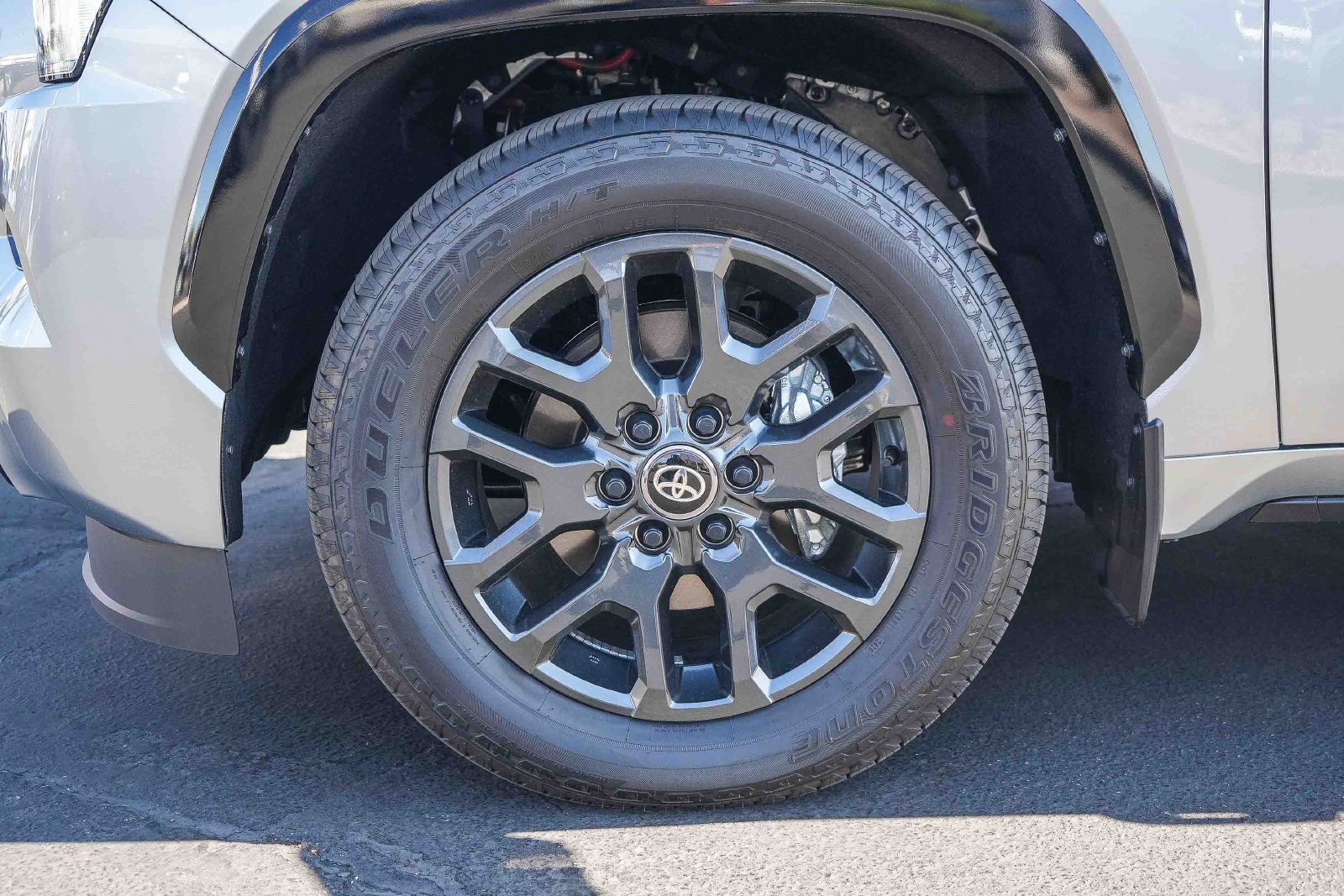 New 2026 Celestial Silver Metallic Toyota  Platinum image 13