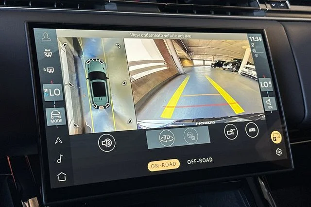New 2026 British Racing Green Land Rover Dynamic SE image 19