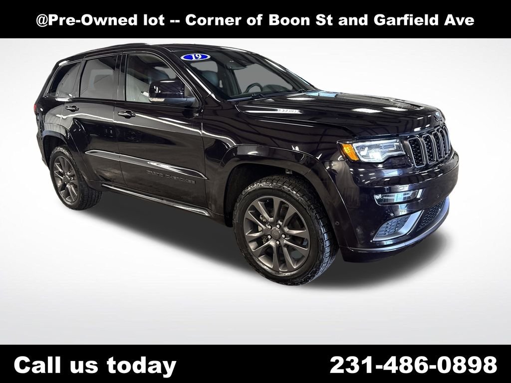 Used 2019 Red Jeep High Altitude image 7