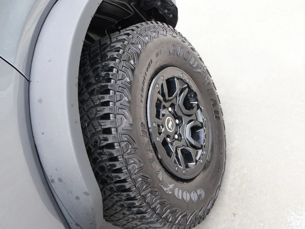 Used 2024 Carbonized Gray Metallic Ford Wildtrak image 39