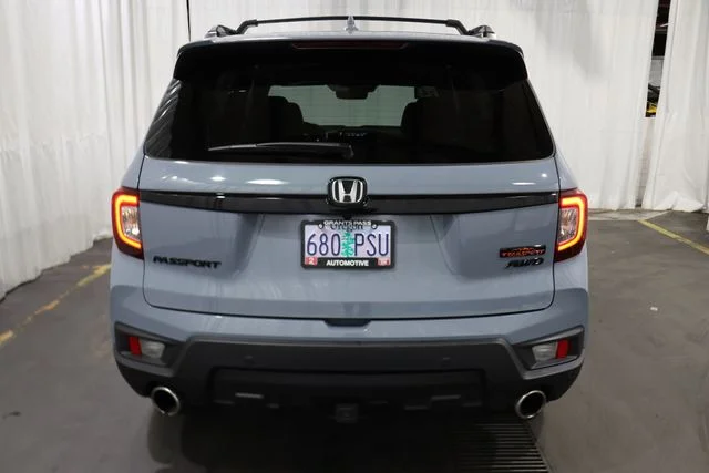 Certified Used 2024 Sonic Gray Pearl Honda TrailSport image 4