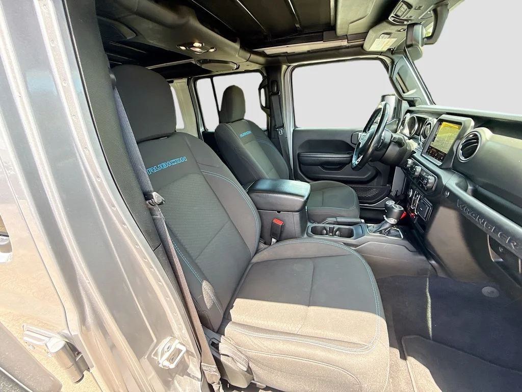 Used 2021 Silver Jeep Unlimited Rubicon 4xe image 33