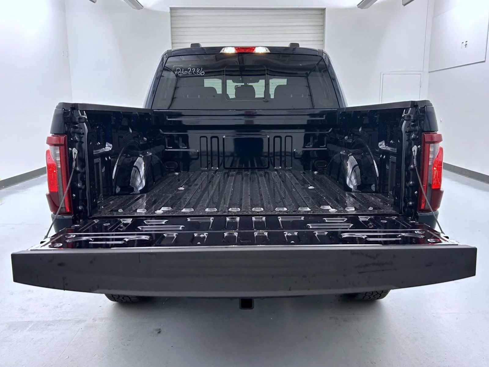 New 2026 Blue Ford XLT image 22