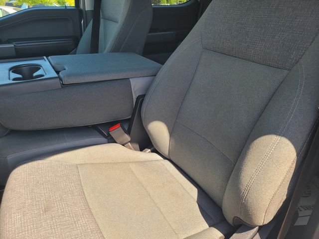 Used 2025  Ford XLT image 13