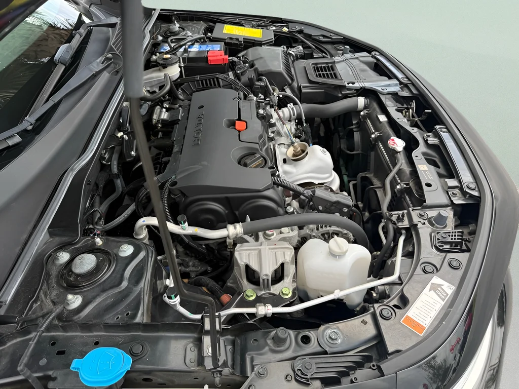 2024 Honda Civic Sport - Photo 38
