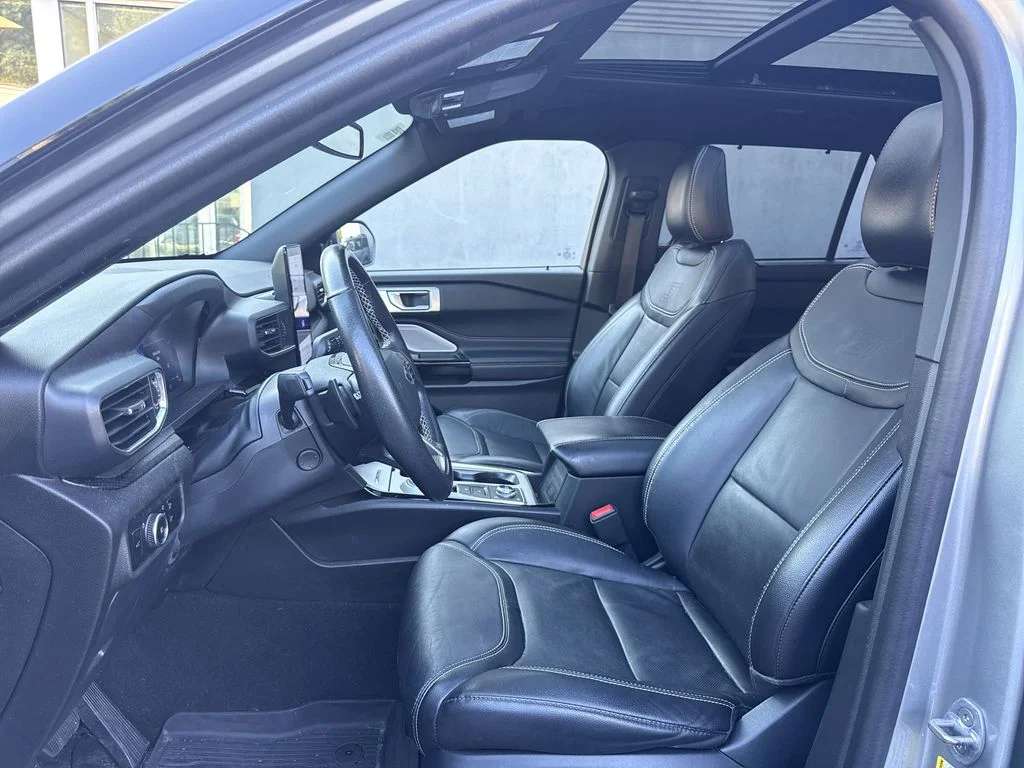 Used 2023 Silver Ford ST image 15