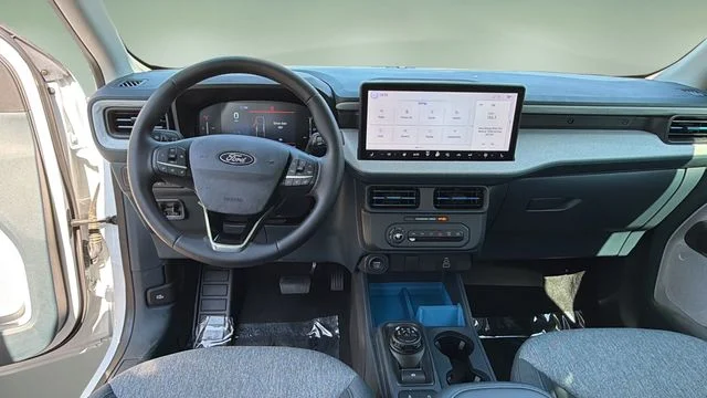Used 2025 White Ford XLT image 11