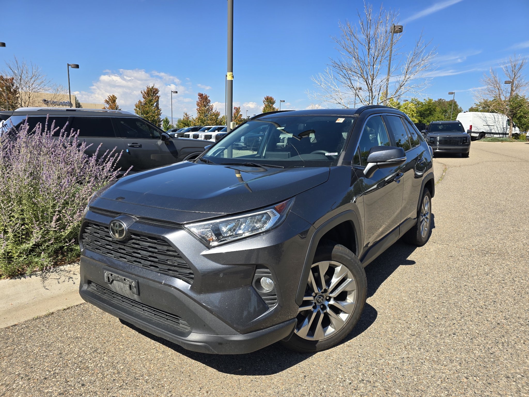 Used 2020 Magnetic Gray Metallic Toyota XLE Premium image 12