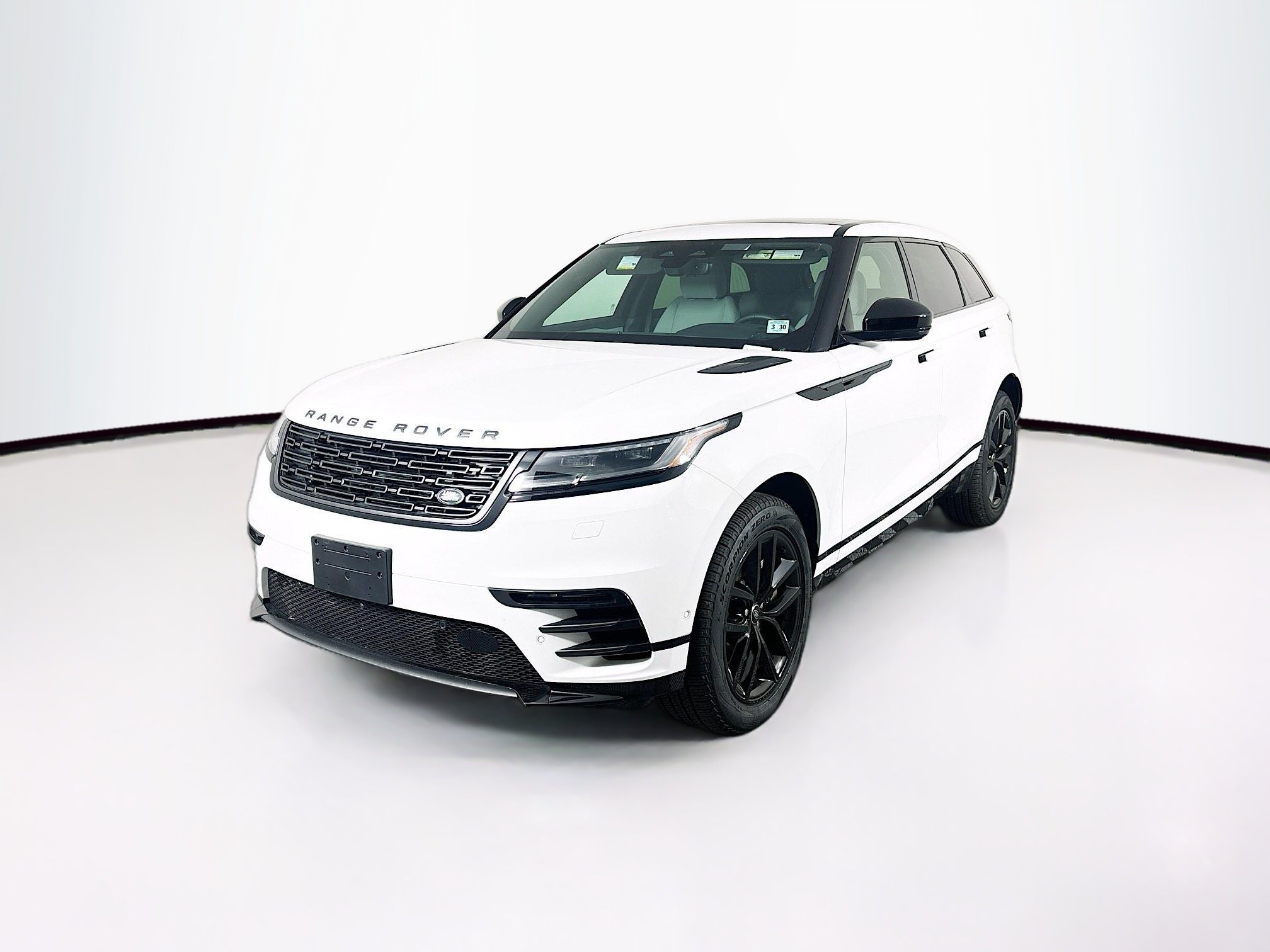 2026 Land Rover Range Rover Velar Dynamic SE
