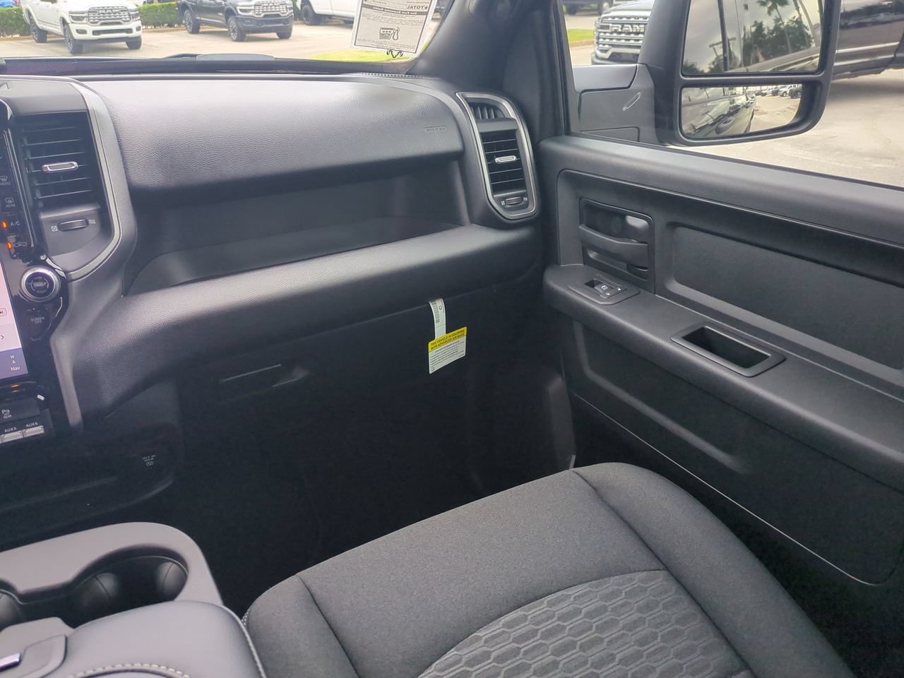 2026 RAM 2500 Tradesman - Photo 16