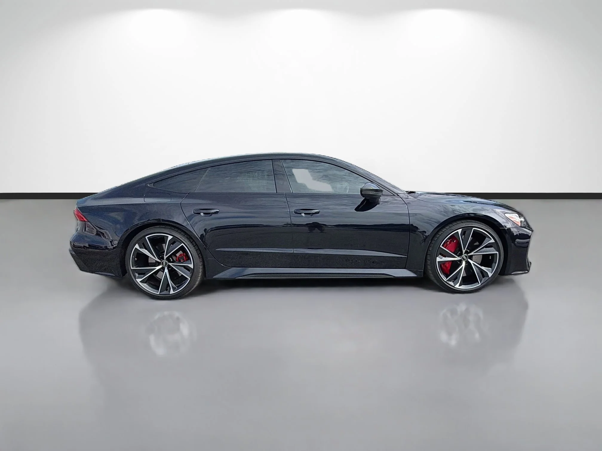 Used 2021 Black Crystal Audi 4.0T image 2