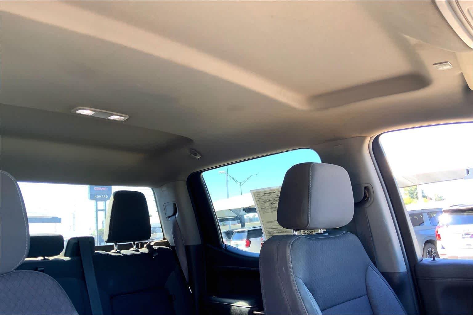 Used 2021 Pacific Blue Metallic GMC Elevation image 13