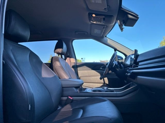 Used 2026 Blue Kia LXS image 25