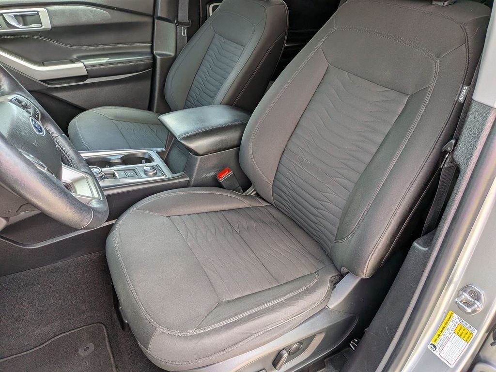 Used 2021 Silver Ford XLT image 31