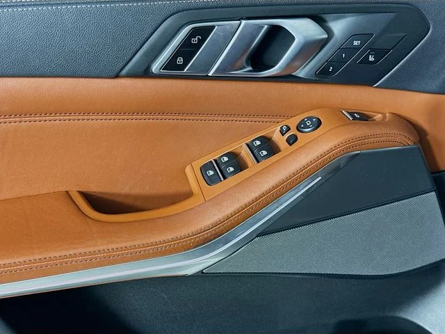 Used 2021 Blue BMW M50i image 20