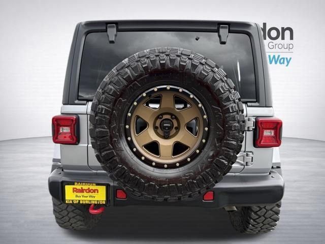 Used 2018 Silver Jeep Unlimited Rubicon image 6