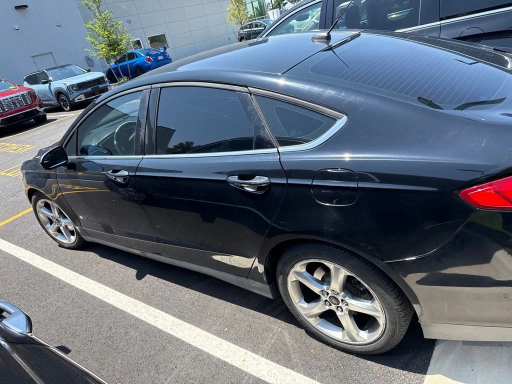 Used 2016 Black Ford S image 6