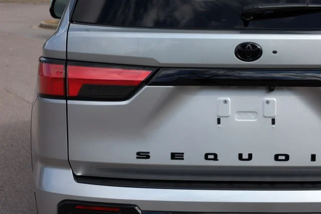 2026 Toyota Sequoia Platinum - Photo 22