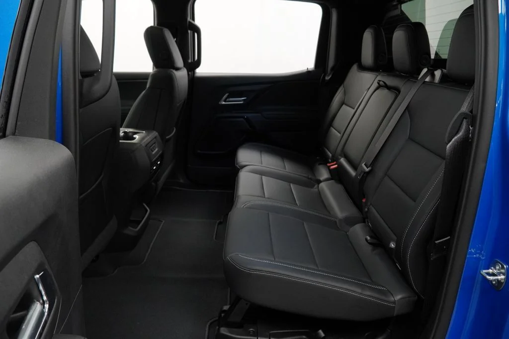 2026 Chevrolet Silverado EV LT - Photo 11