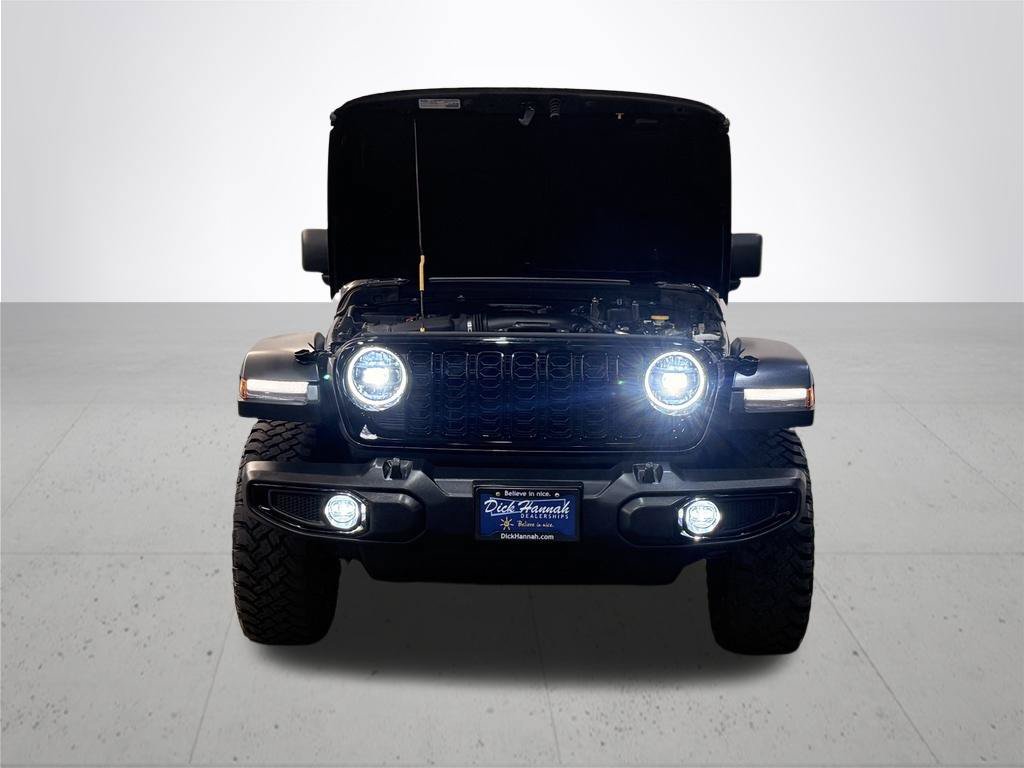 Used 2025 Crystal Metallic Jeep Willys image 5