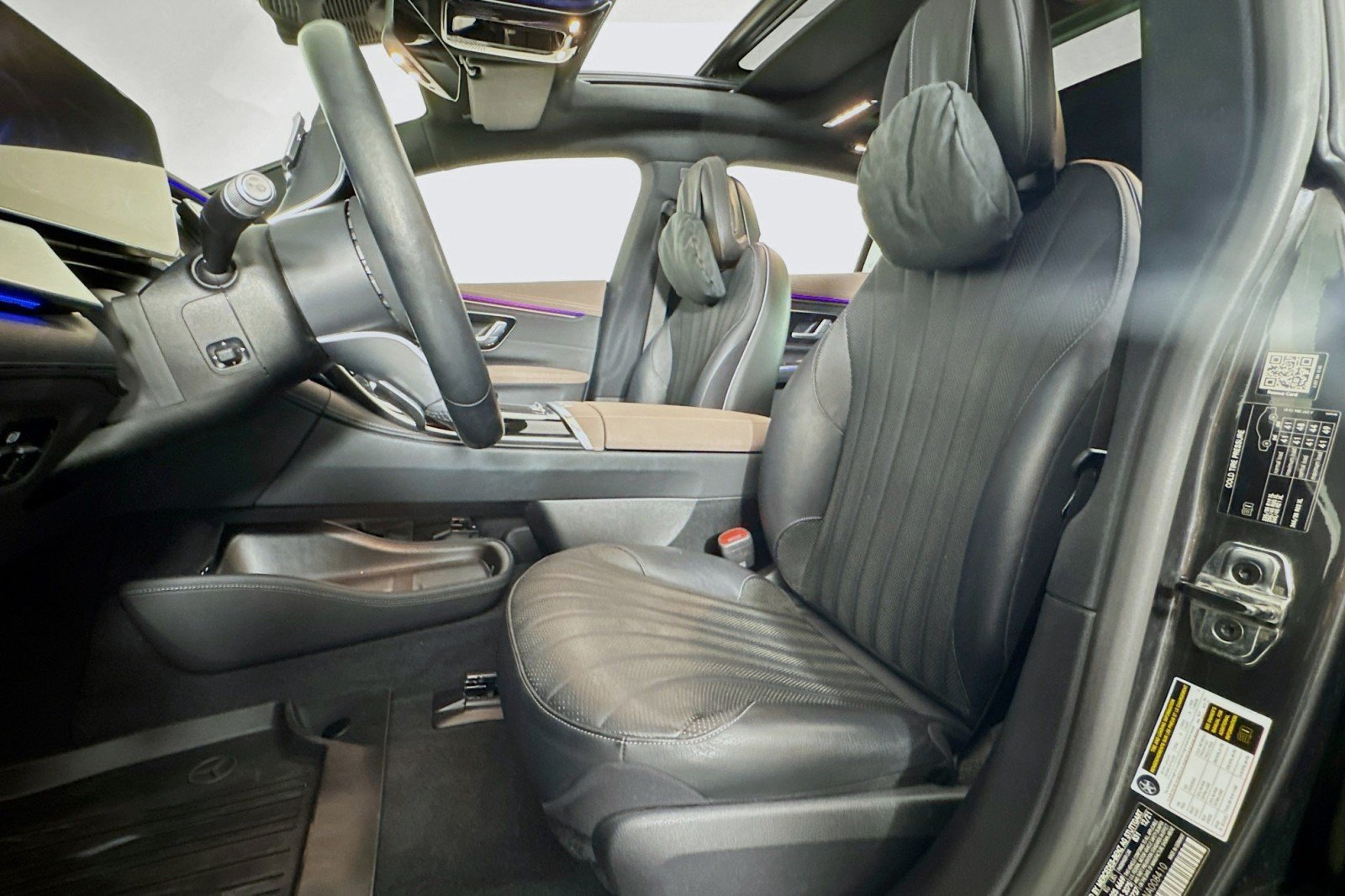 Used 2022 Graphite Grey Metallic Mercedes-Benz 450+ image 16