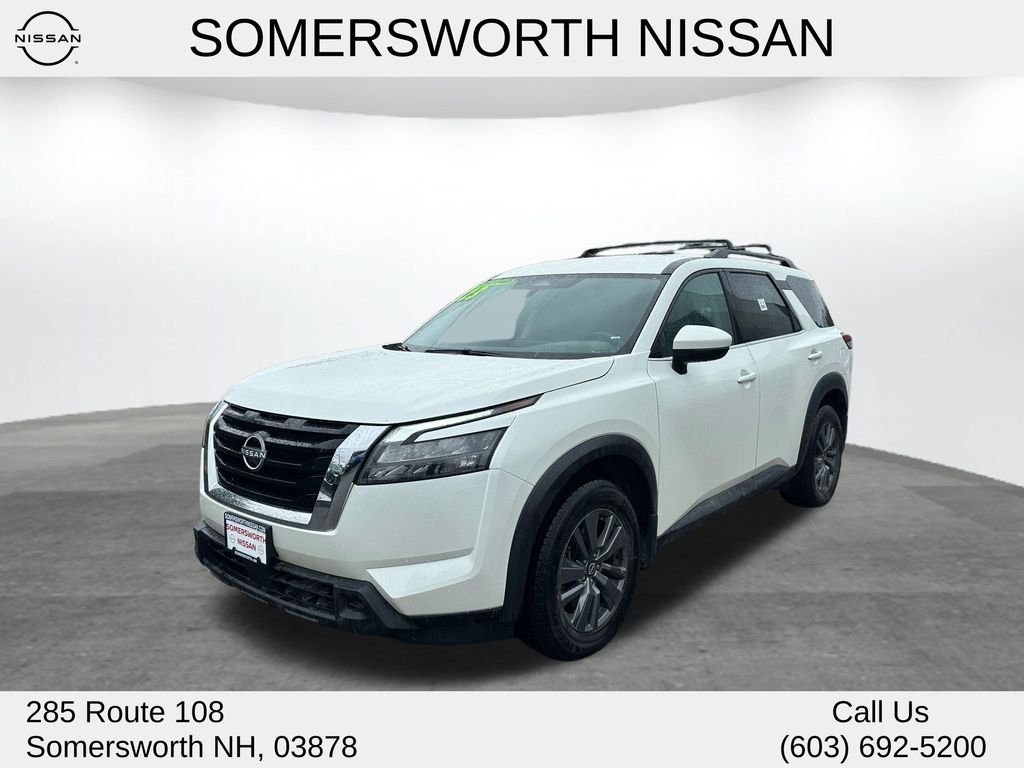 2023 Nissan Pathfinder SV