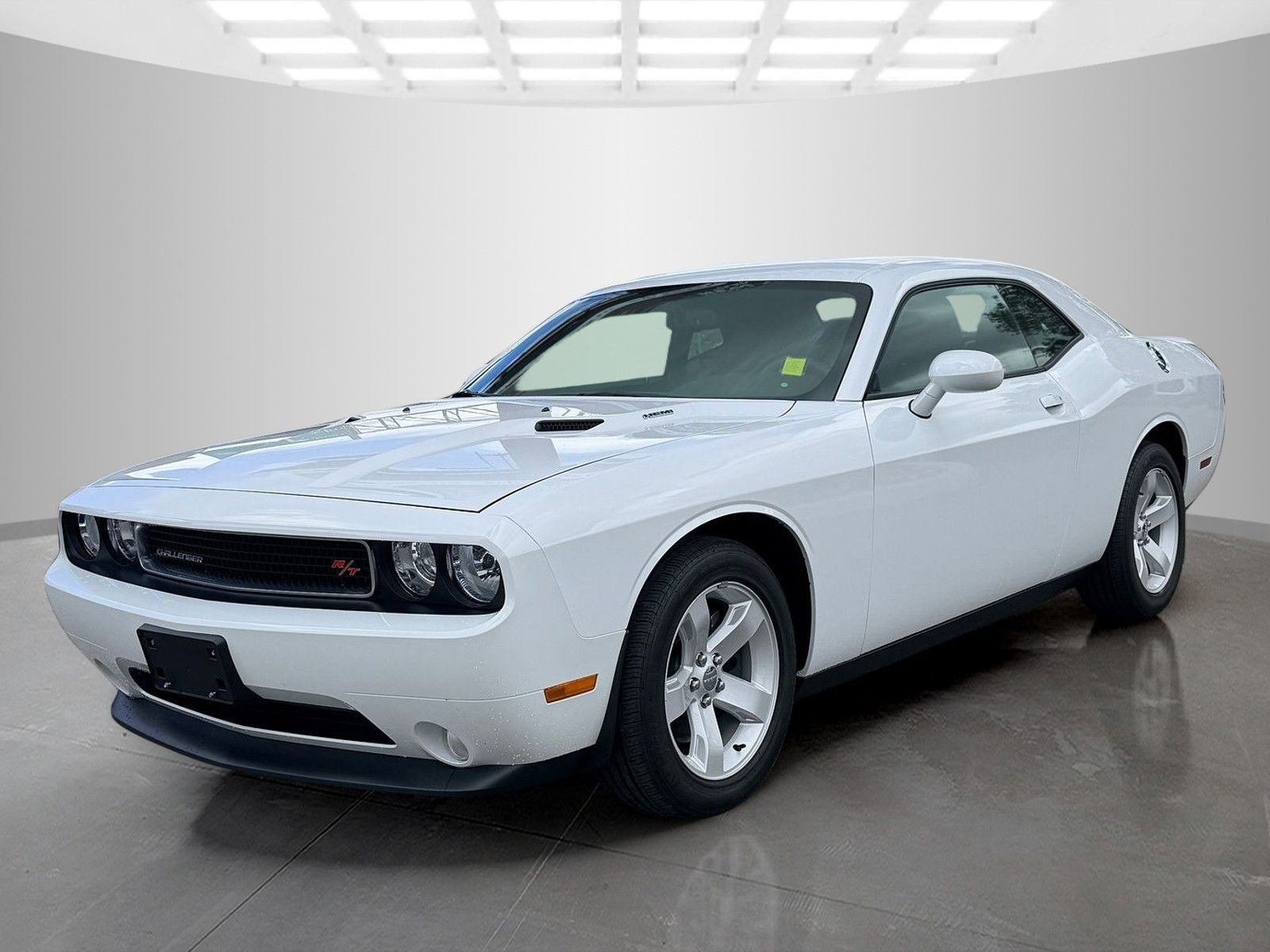 2014 Dodge Challenger R/T Plus's photo
