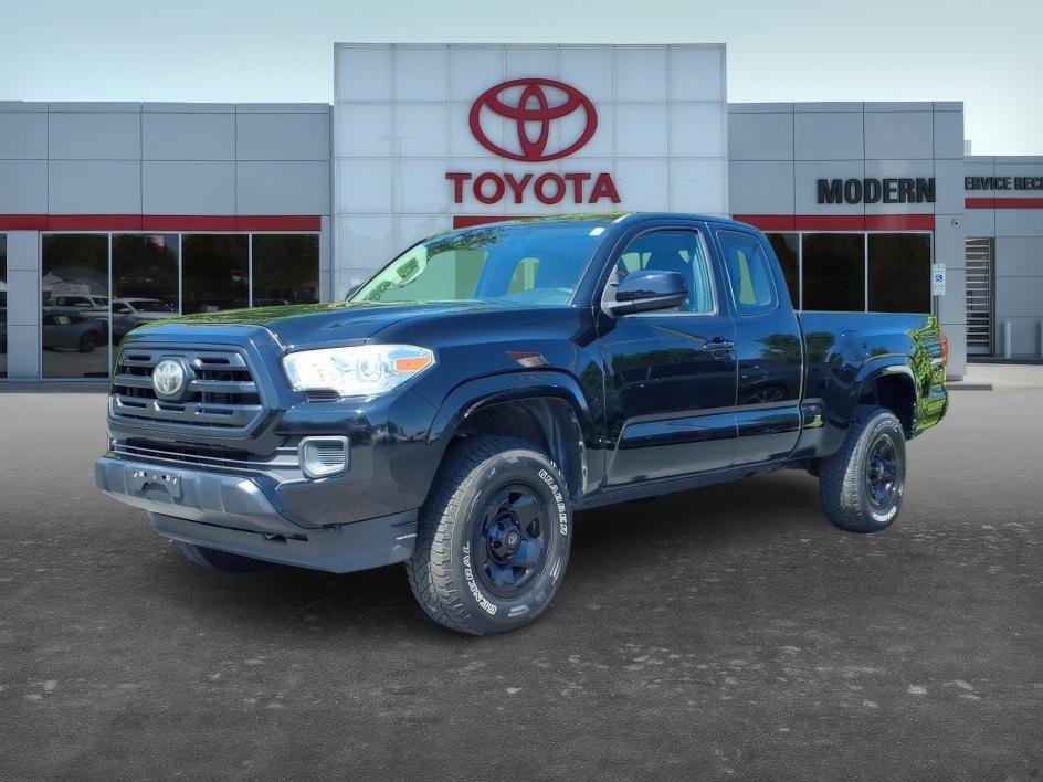 Used 2018 Midnight Black Metallic Toyota SR image 1