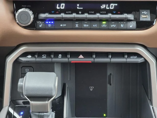 2026 Toyota Tundra 1794 Edition - Photo 13